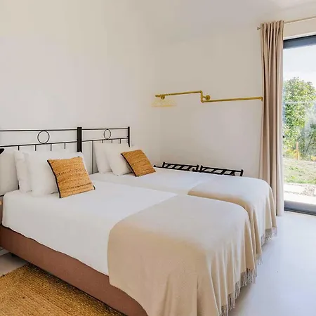 Gospodarstwo agroturystyczne Quinta Da Lameirinha Douro, Boutique - Heated Pool And Jacuzzi