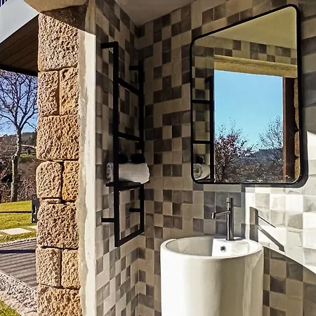 Gospodarstwo agroturystyczne Quinta Da Lameirinha Douro, Boutique - Heated Pool And Jacuzzi